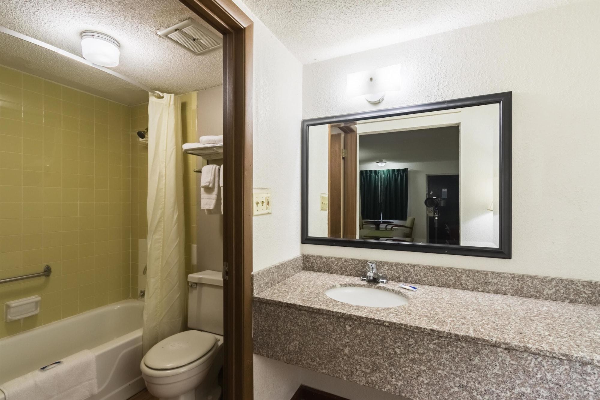 Motel 6-Mattoon, Il Εξωτερικό φωτογραφία