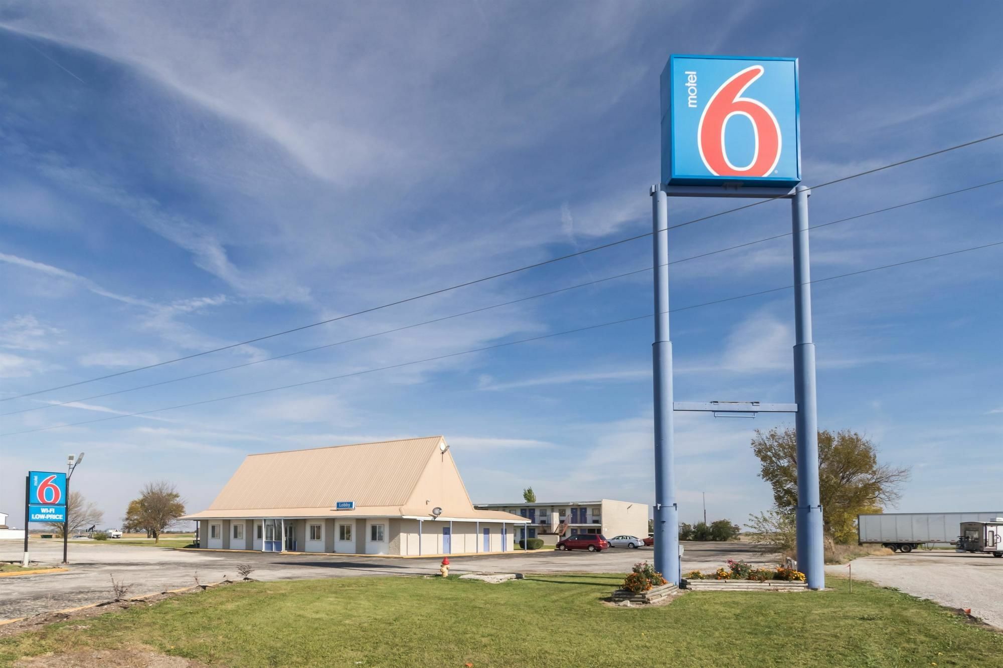 Motel 6-Mattoon, Il Εξωτερικό φωτογραφία